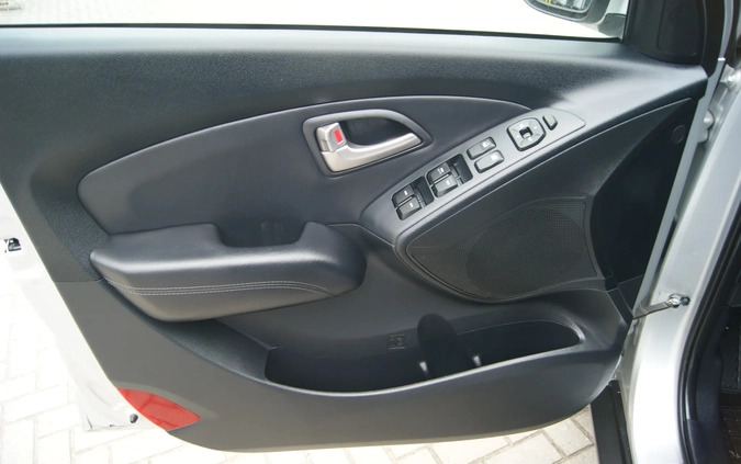 Hyundai ix35 cena 38500 przebieg: 161258, rok produkcji 2013 z Krosno małe 466